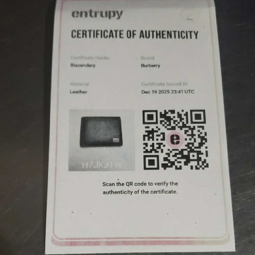 Burberry men leather